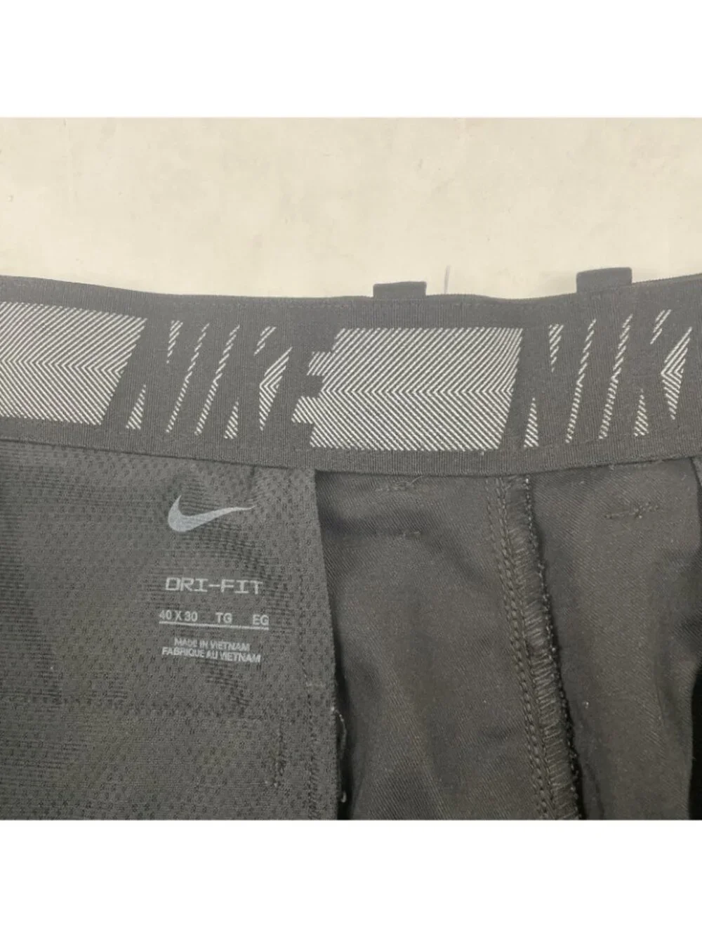 Lot Of 2 Nike Dri-FIT Golf Pants Men’s 40x30 Gray Black Flat Front Stretch